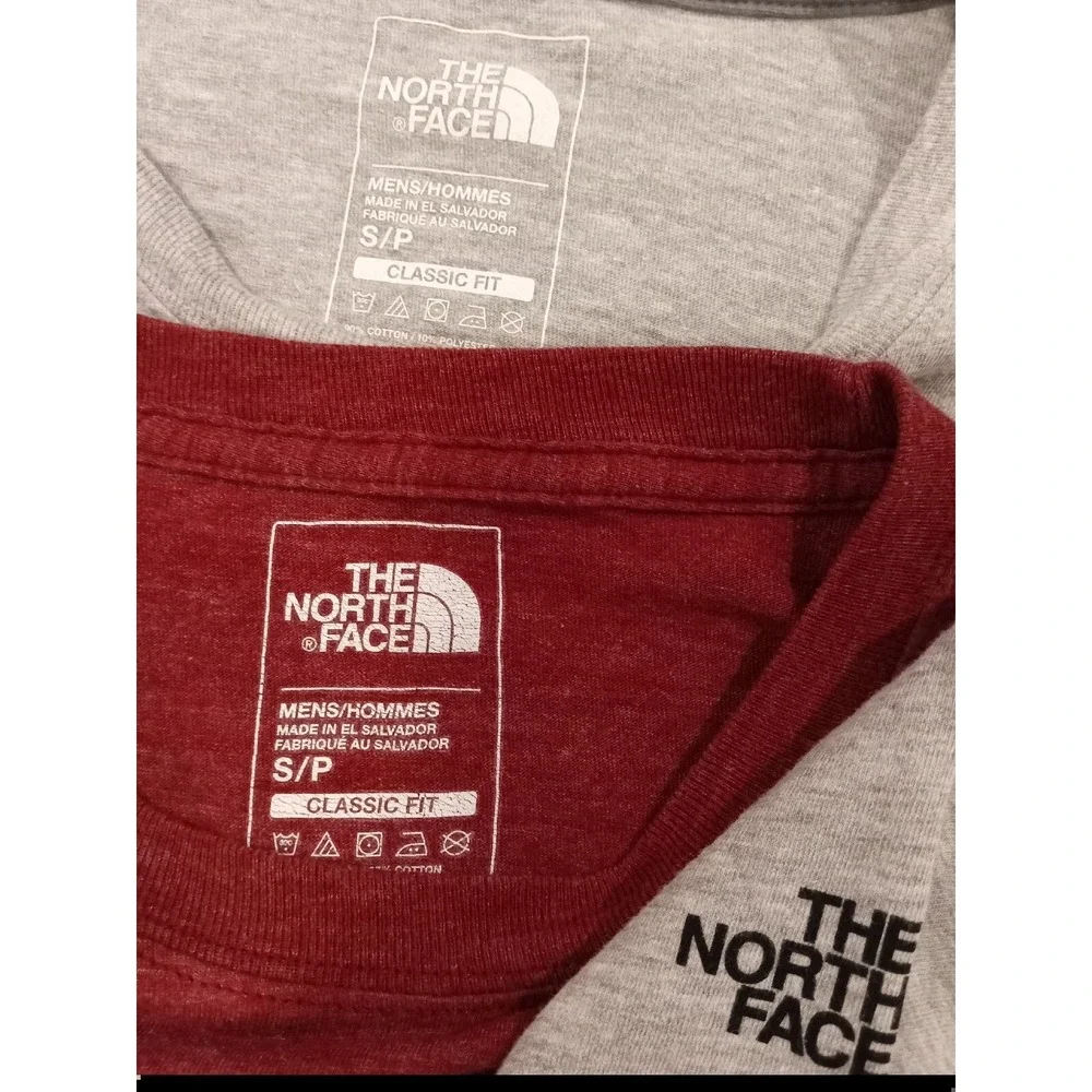 2 Mens North Face T Shirts Gray Red Small Never Stop Exploring Roam Sweet Roam